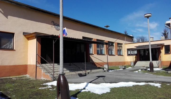 Výmena okien a dverí na budove Kultúrneho domu